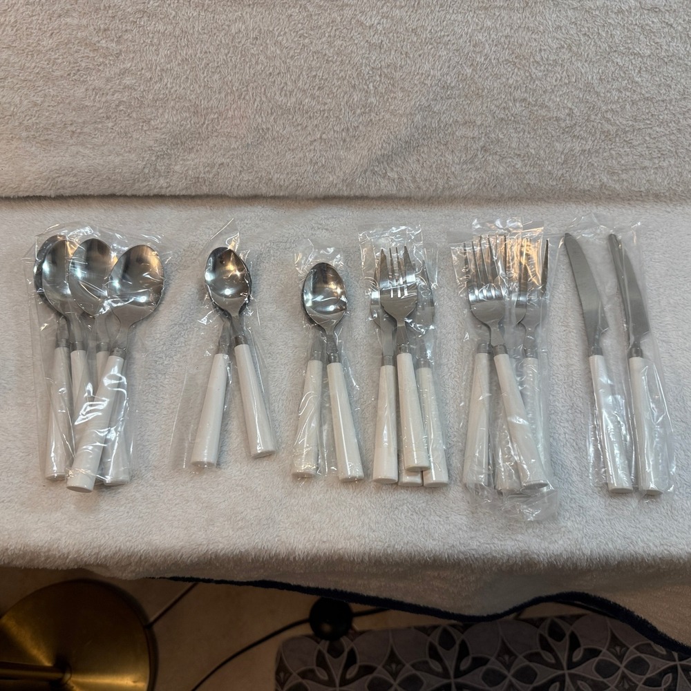 Sango Stainless Steel Flatware Set 20 Piece Service for 4 White Handles Vintage - Picture 8 of 13